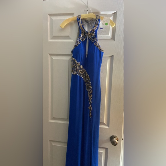 Size 6 new with tags prom dress - Picture 1 of 1